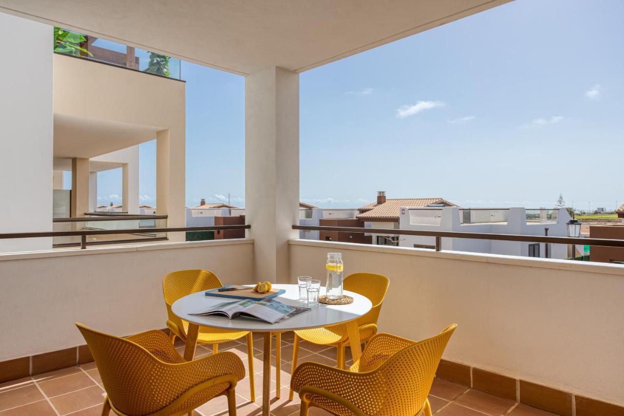 Homeforguest Apartamento En Residencia De Lujo Con Terraza Y Piscina La Guirra Exterior photo